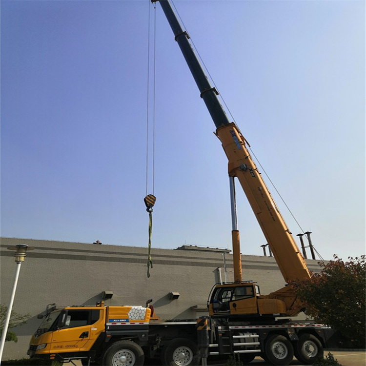 雅安 选择汽车吊租赁的秘诀与联系方式指南