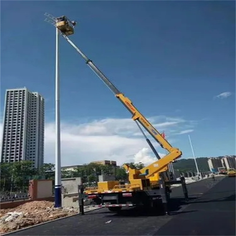 雅安维修路灯的曲臂升降车出租