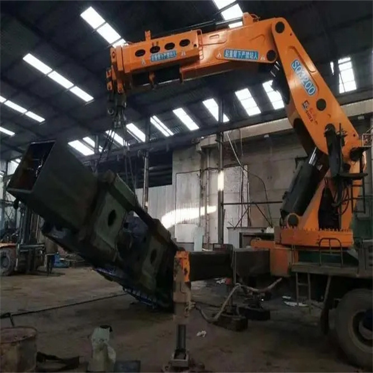 雅安200吨折臂吊出租