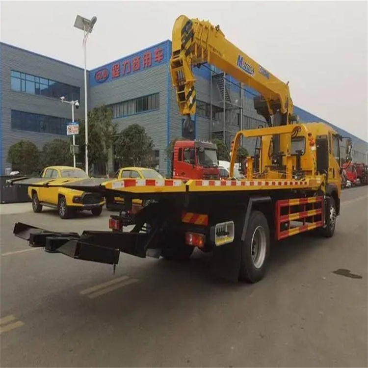 雅安附近小随车吊出租电话，轻松解决搬运烦恼