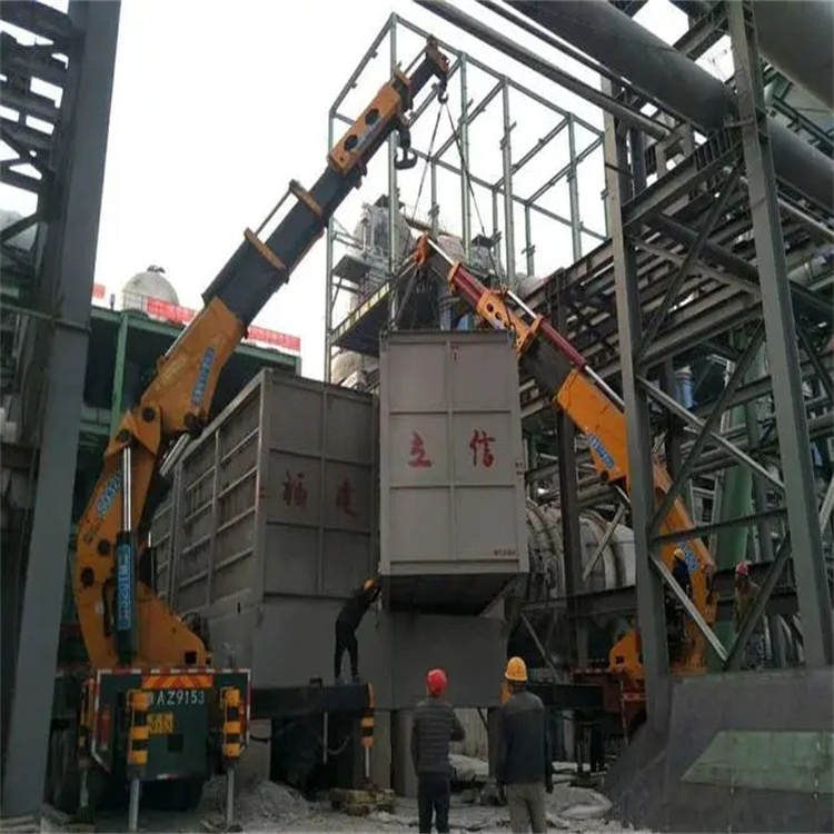 雅安折臂吊车租赁电话